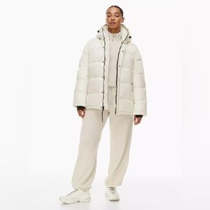 Aritzia the super puff hi-gloss in birch